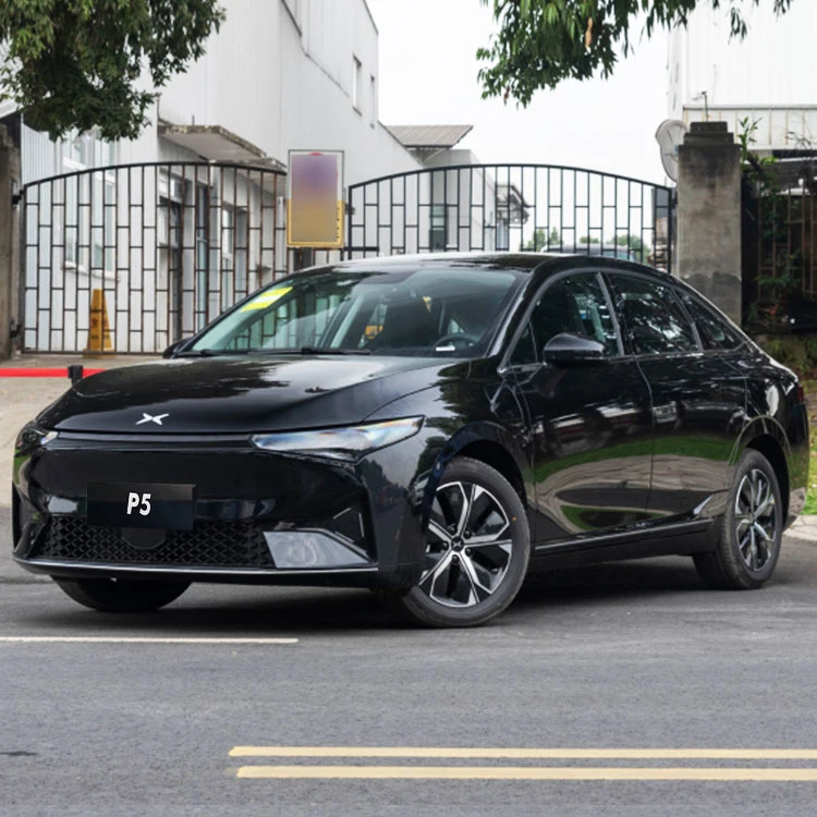 
                2023 Xpeng P5 550 Véhicule à énergie nouvelle Vitesse rapide 170 km/h Berline Pure Xpeng P5 Voitures électriques à vendre.
            