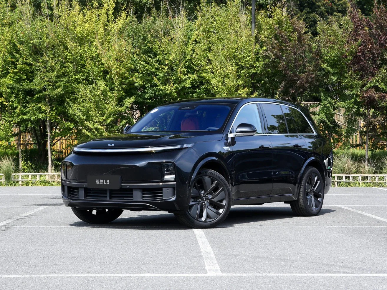 
                Véhicule électrique chinois 2022, le premier modèle Ideal L8 Extended Range Hybrid Voiture populaire SUV fabriquée en Chine
            