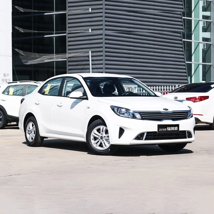 
                Precio de fábrica KIA Forte 1,6 Manual Autos usados
            