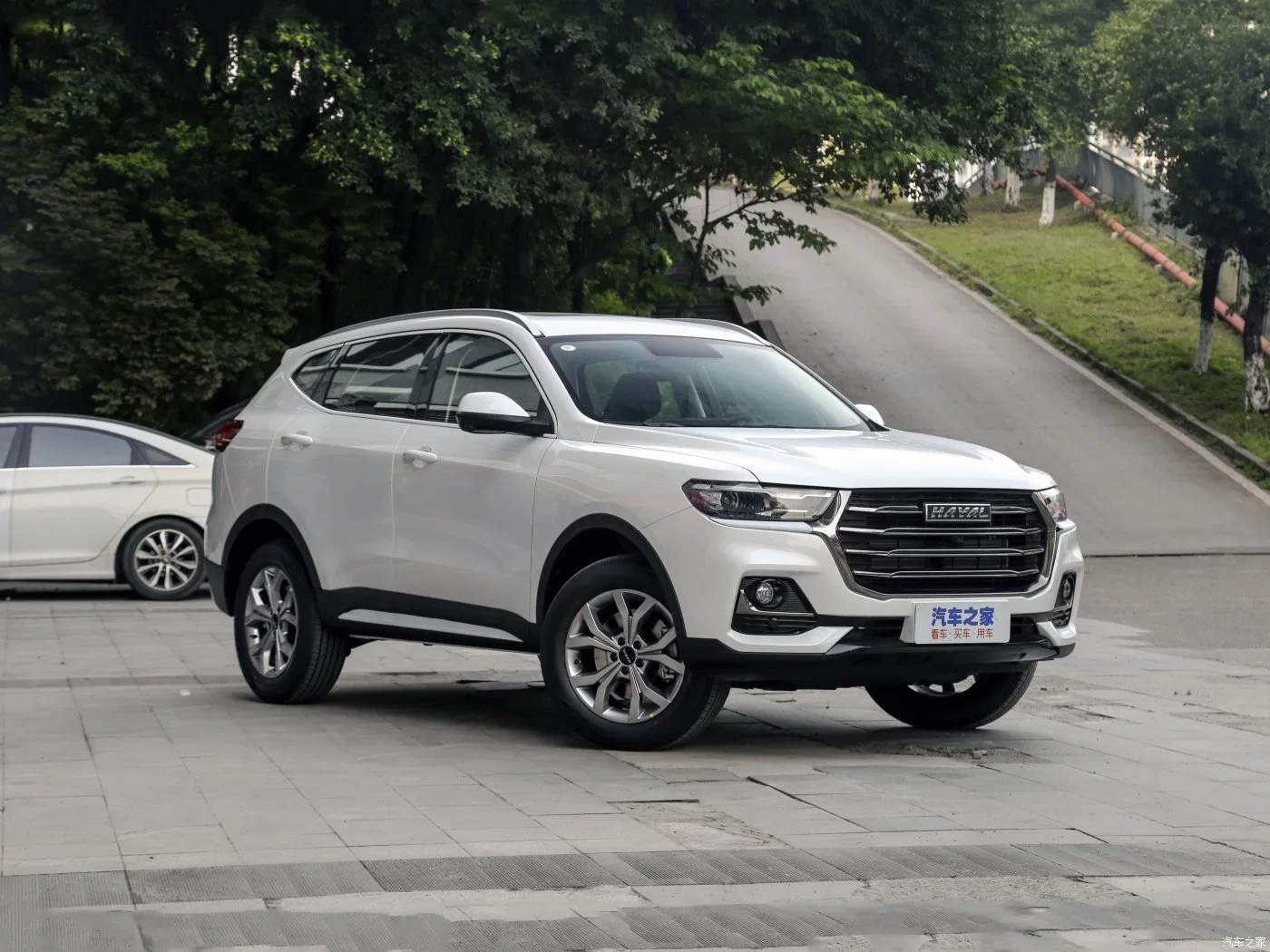 Fuel-Efficient SUV Electric Car Haval H6 Phev (55KM YueXing version) for Sale