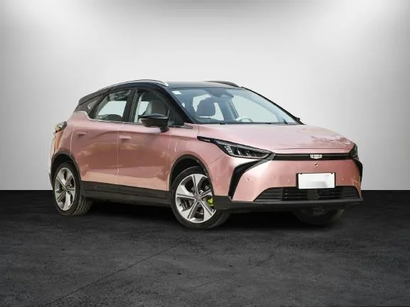 Innovative SUV Fuel-Efficient Electric Car Geely Geometric M6 for Sale