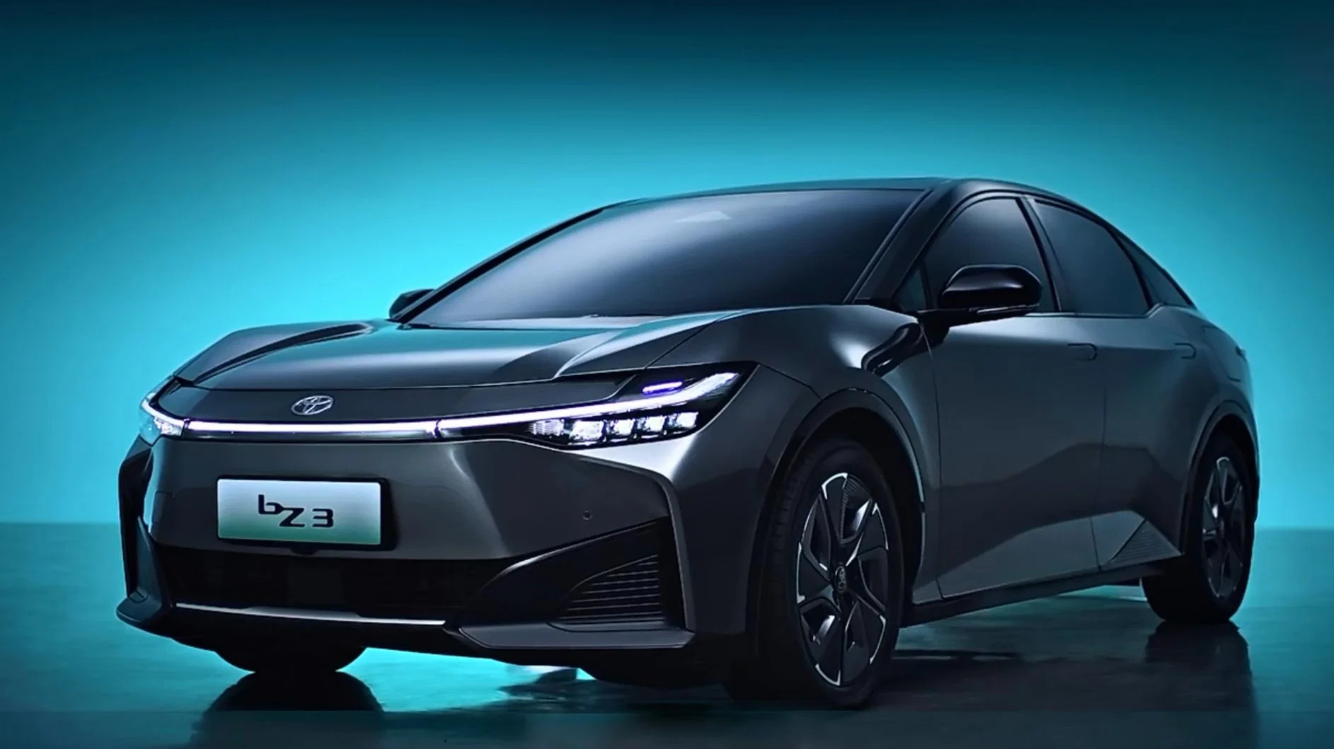 Toyota′s World′s First Pure Electric Car Bz3 Electric Car
